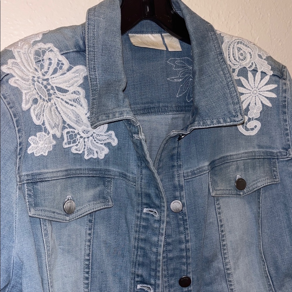 Chicos Lace Floral Denim Jean Jacket cottagecore granny teachercore boho artsy - Picture 3 of 7